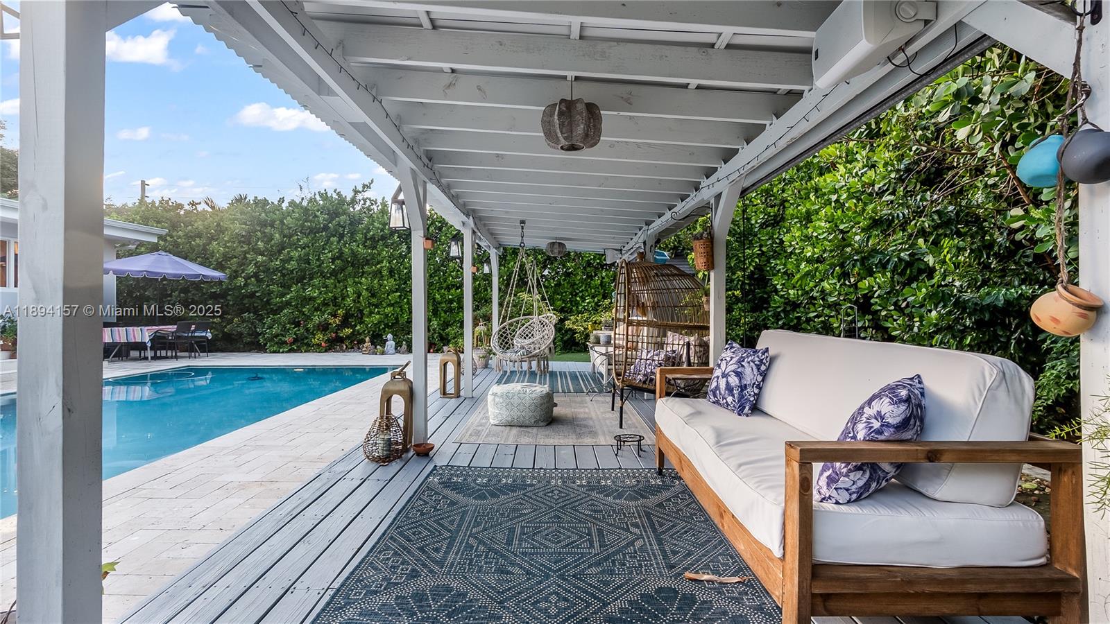 PRIORS 1ST ADDN TO BISCAY - Residential