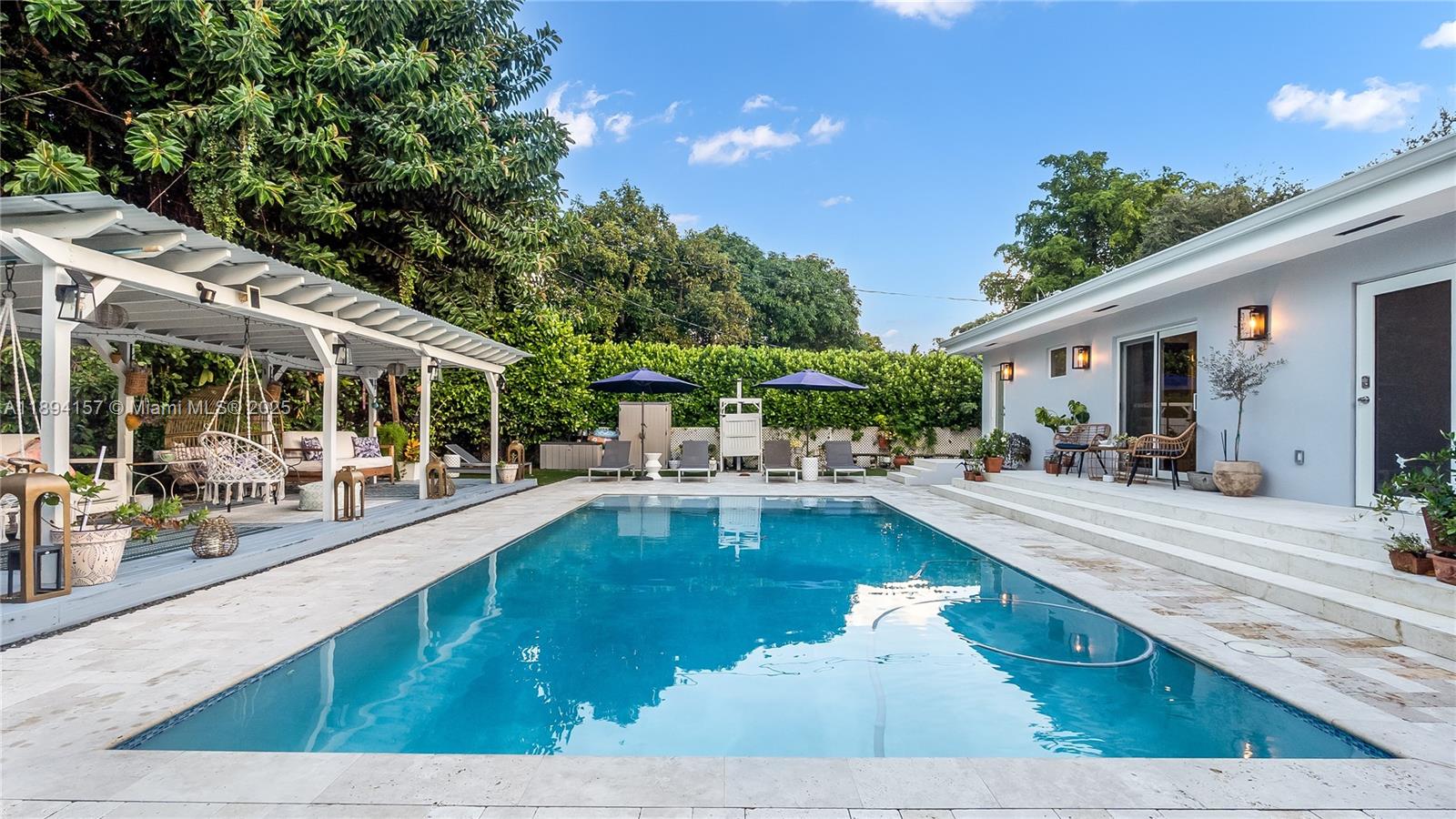 PRIORS 1ST ADDN TO BISCAY - Residential