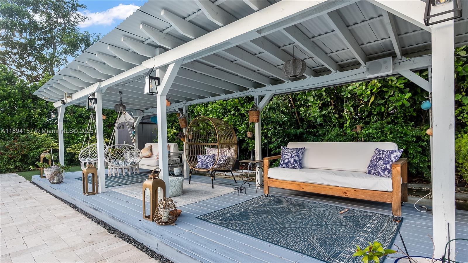 PRIORS 1ST ADDN TO BISCAY - Residential