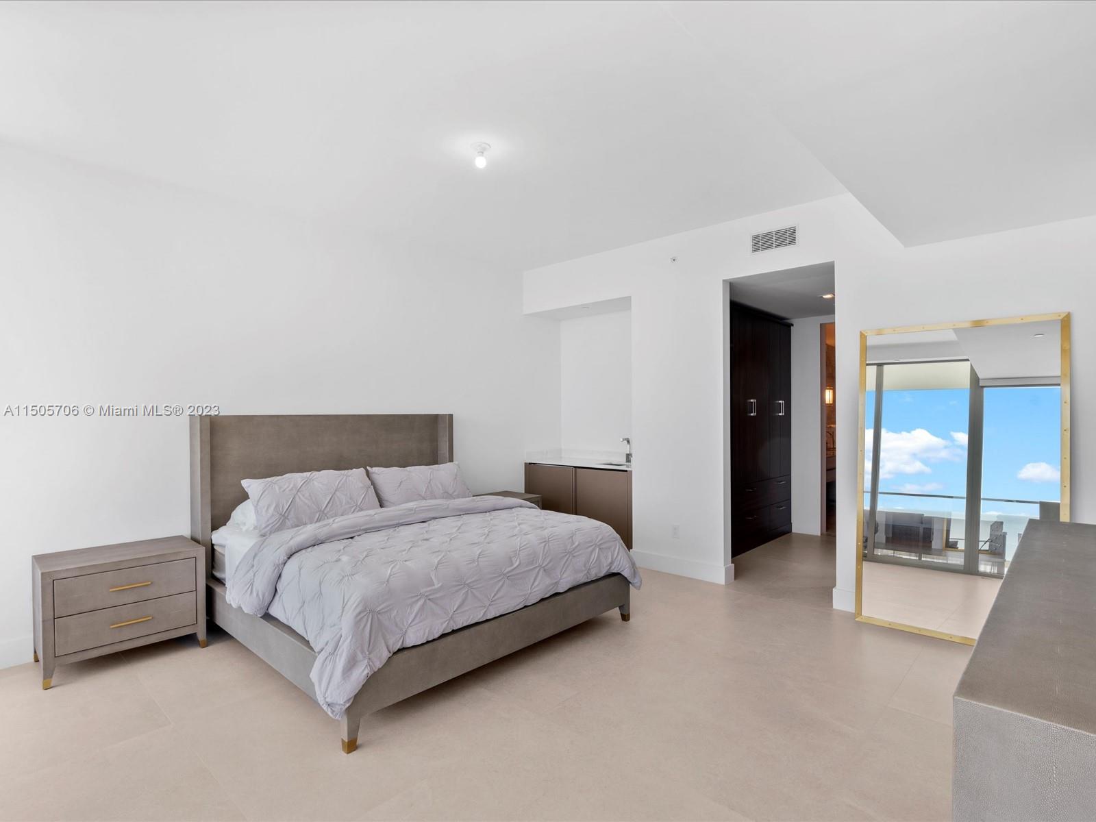 18975 COLLINS CONDO - Residential