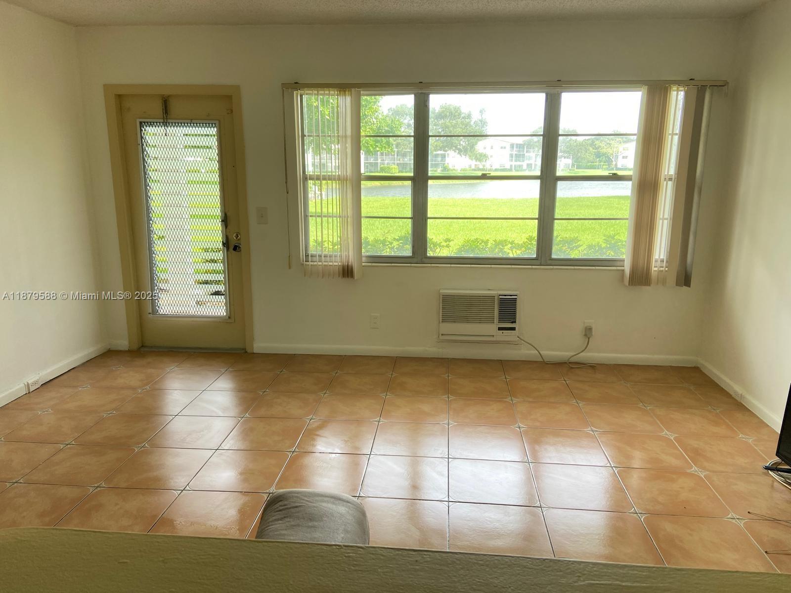 FANSHAW AT CENTURY VILLAG - Residential Lease