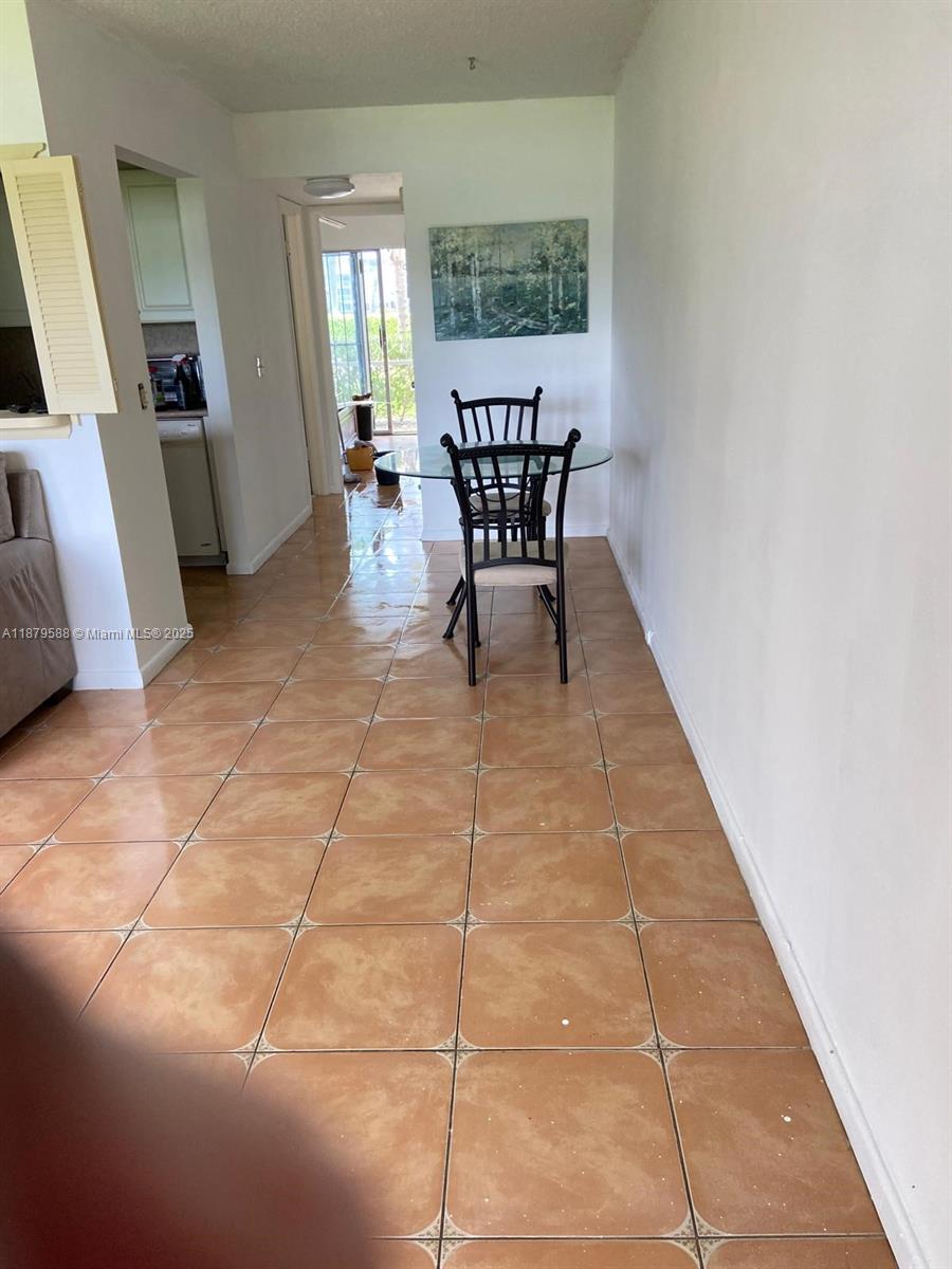 FANSHAW AT CENTURY VILLAG - Residential Lease