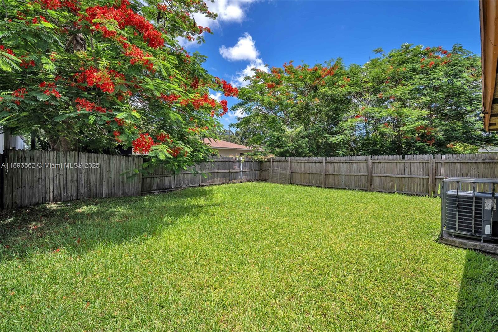 FEATHERSTONE PARK - Residential
