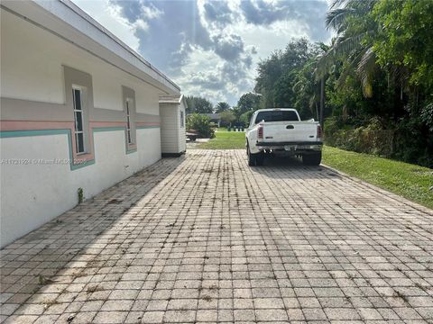 A home in Davie