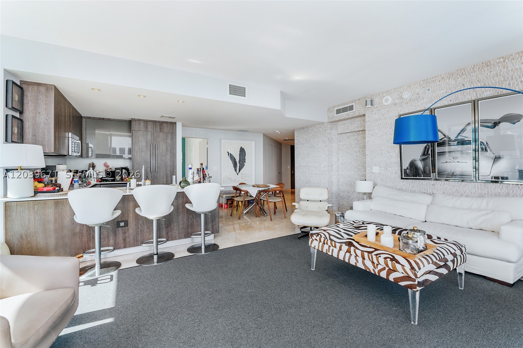 68 SE 6th St 2601