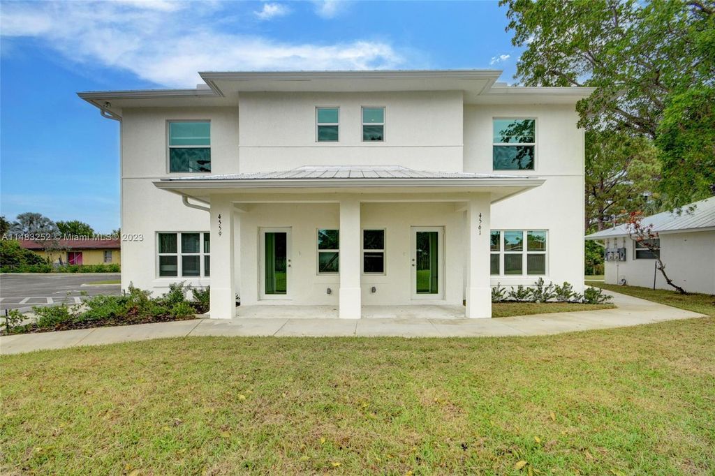 Photo of 4559 Gulfstream Rd, Lake Worth, FL 33461 (MLS # A11483252)