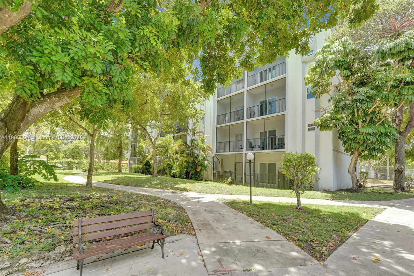 VILLAGE SQUARE CONDO - Residential