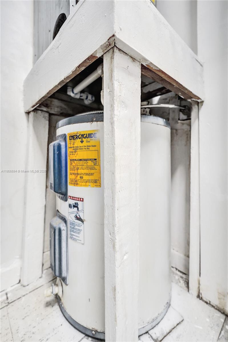 VILLAGE SQUARE CONDO - Residential