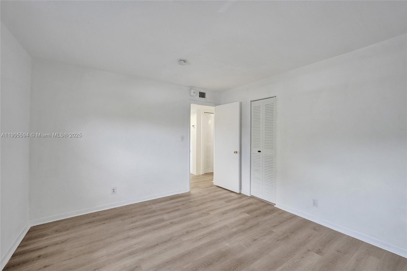 VILLAGE SQUARE CONDO - Residential