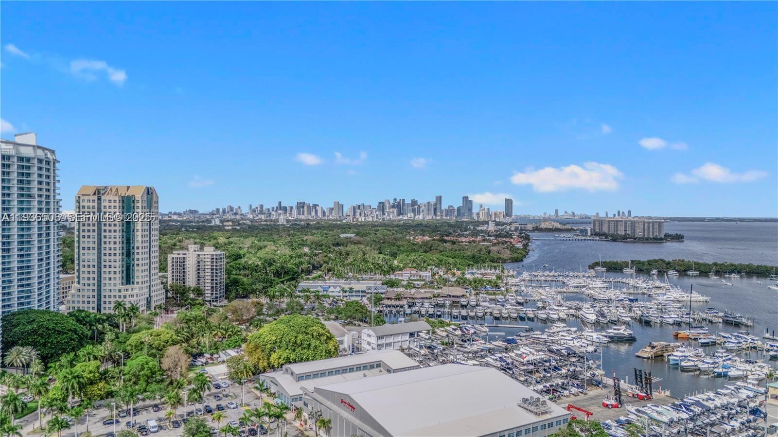 THE TOWER RESIDENCES COND - Residential