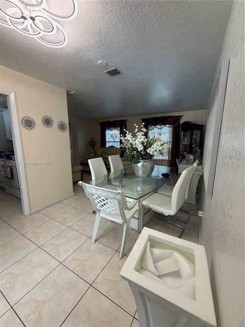 Tiny photo for 4162 Kingsbridge Drive, Orlando, FL 32839 (MLS # A12027017)