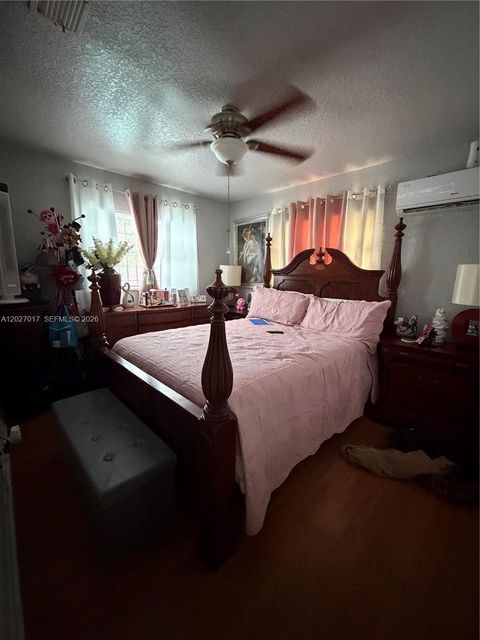 Tiny photo for 4162 Kingsbridge Drive, Orlando, FL 32839 (MLS # A12027017)