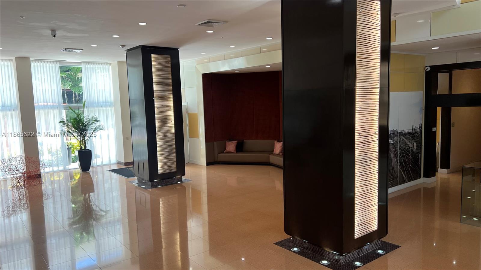 Venture at Aventura West - Residential Lease