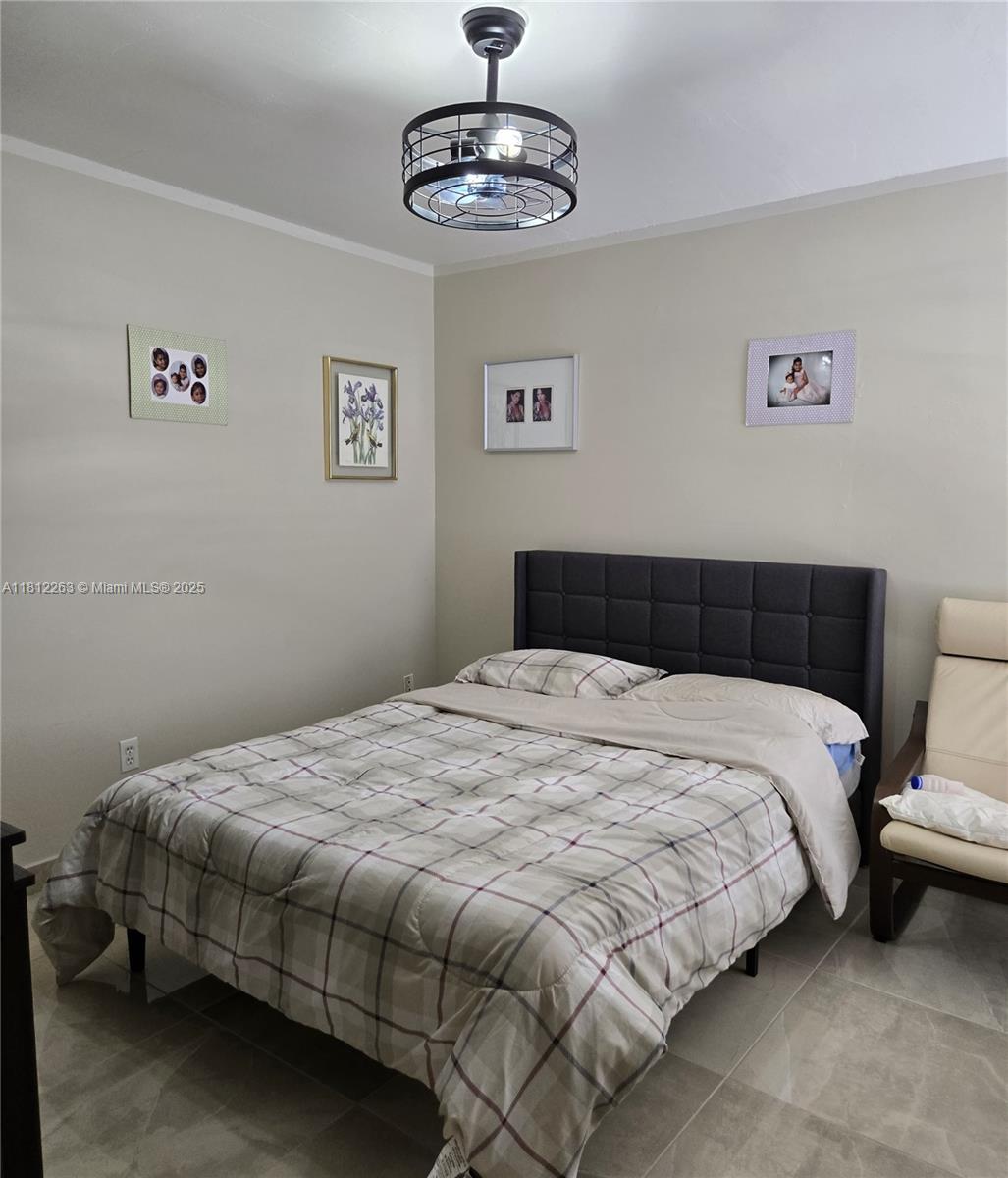 CALUSA MANOR - Residential Lease