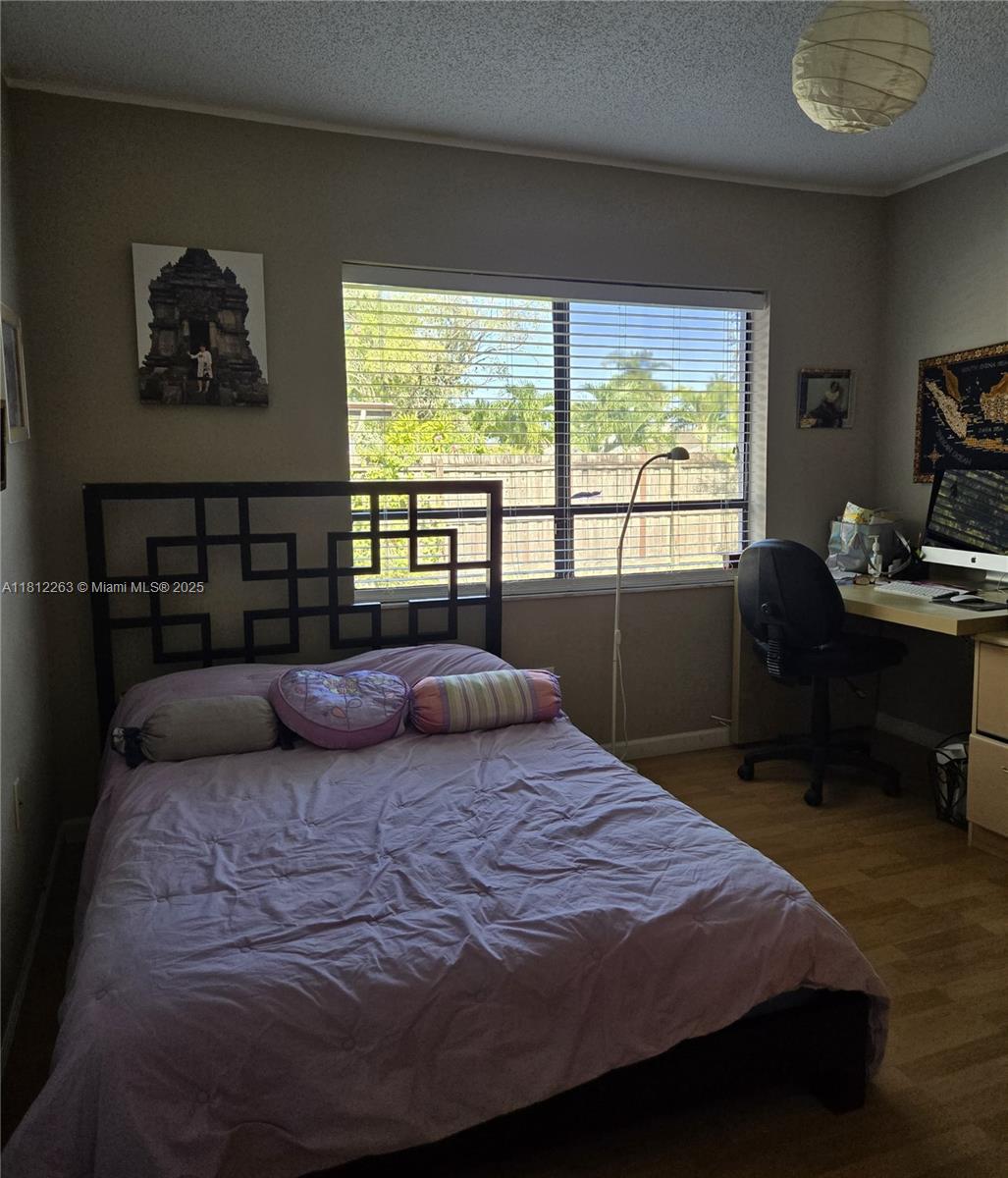 CALUSA MANOR - Residential Lease