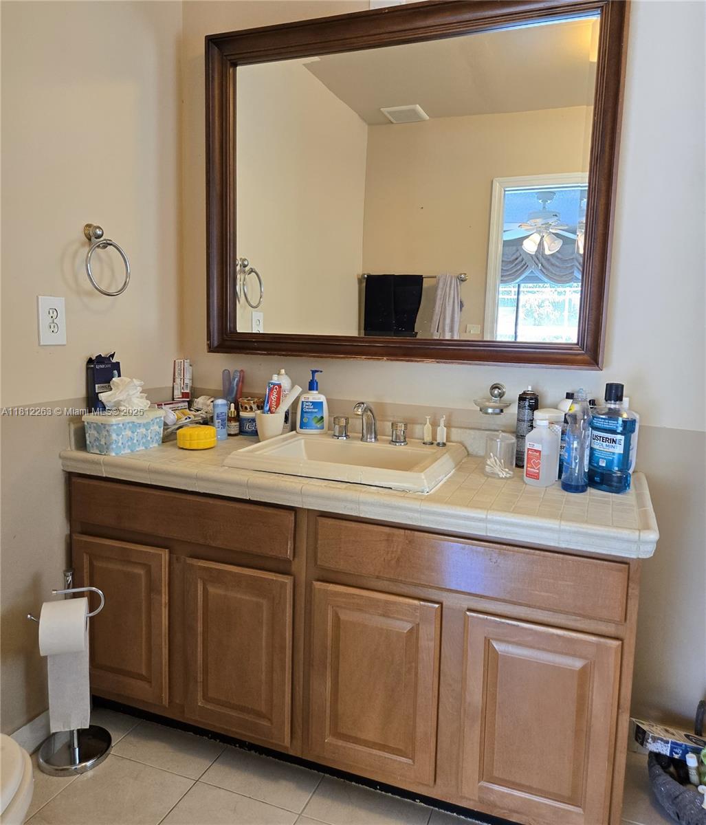 CALUSA MANOR - Residential Lease