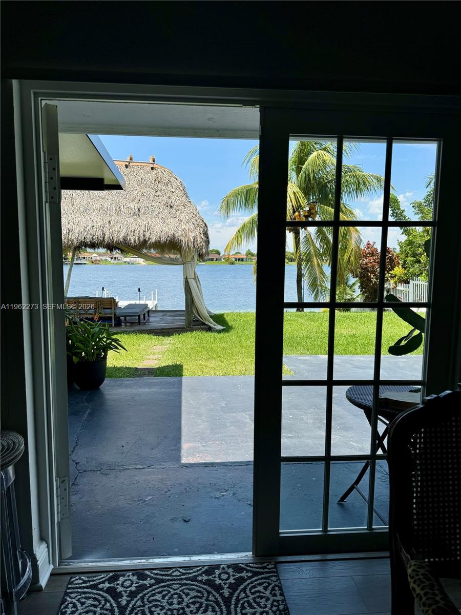 SAN SEBASTIAN LAKE - Residential Lease