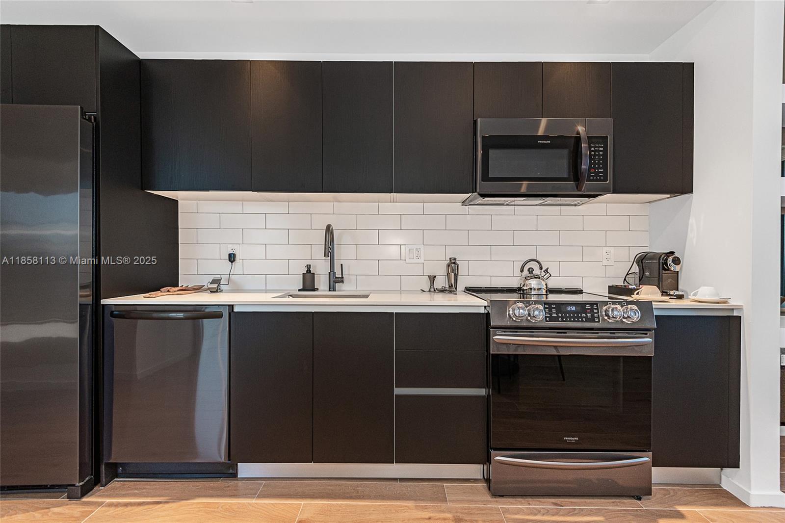 MAP OF MIAMI DADE CO. FL. - Residential Lease