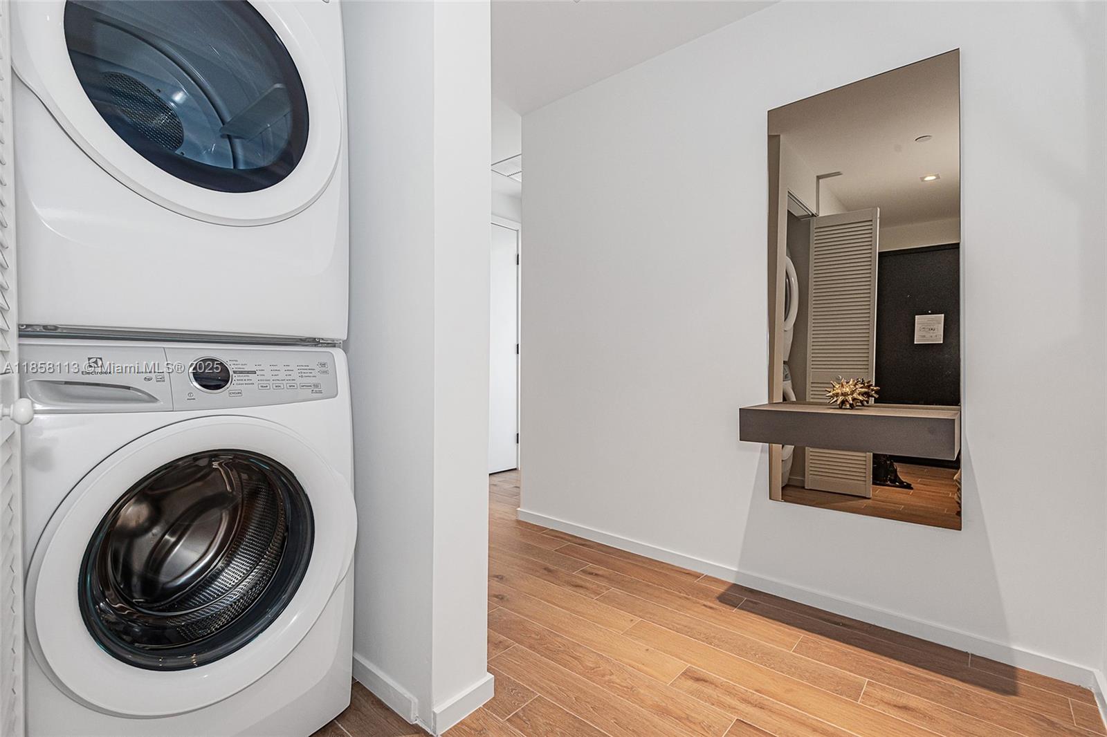 MAP OF MIAMI DADE CO. FL. - Residential Lease