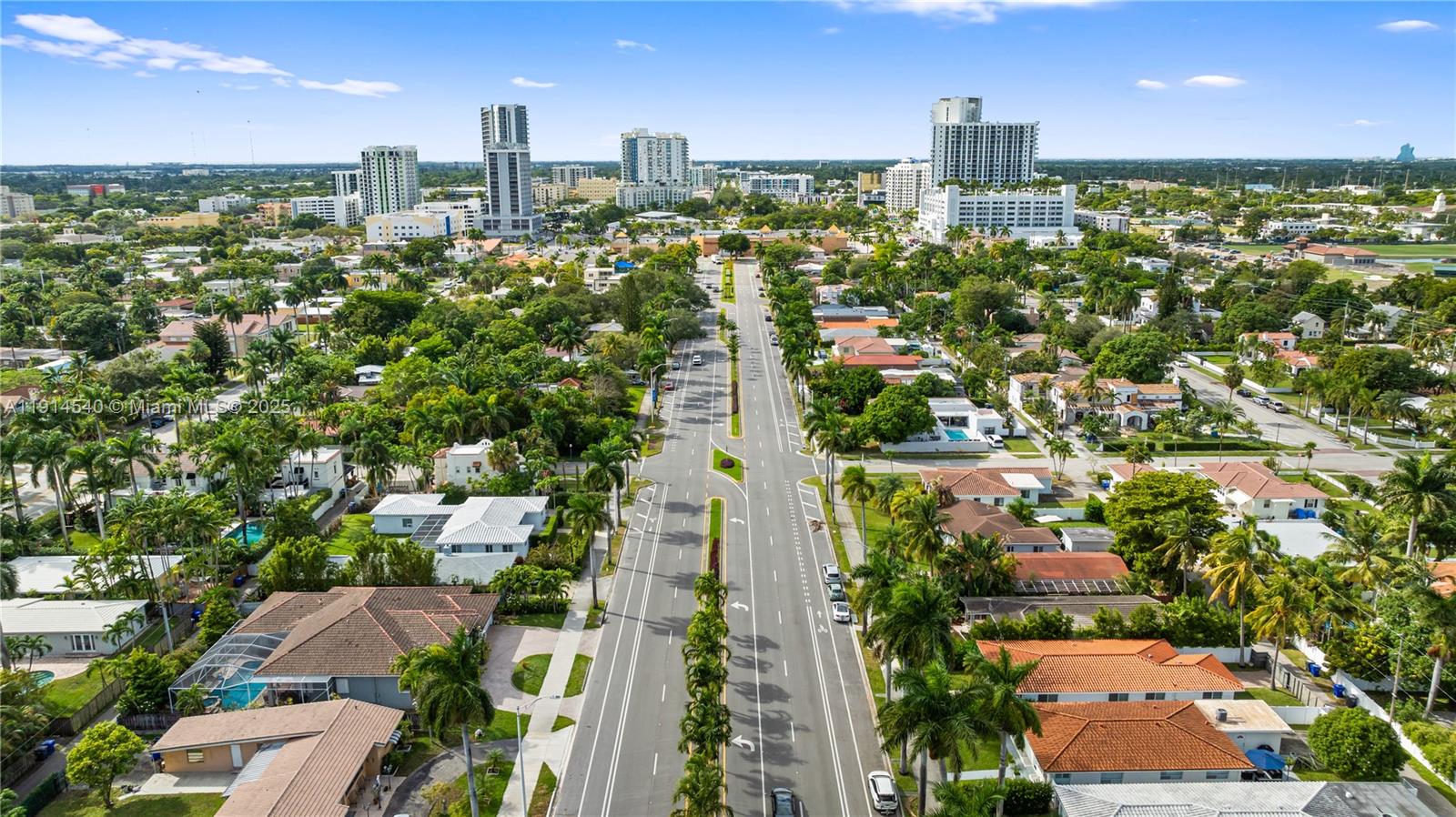 HOLLYWOOD - Residential