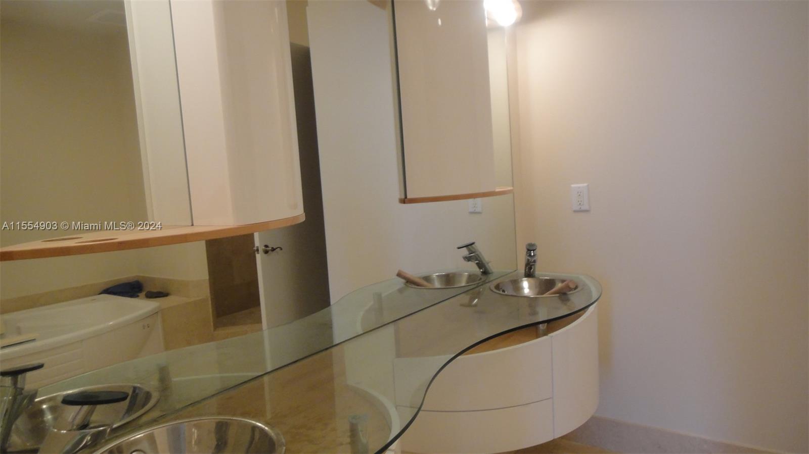 TRUMP PALACE CONDO - Residential