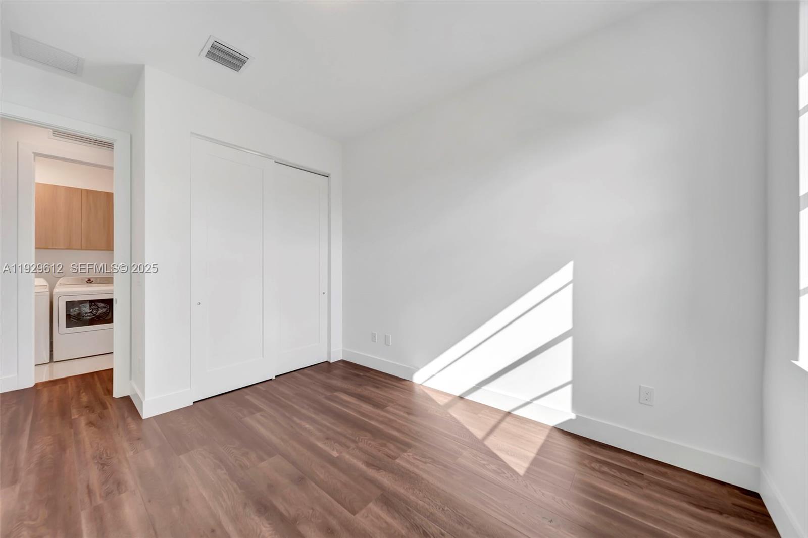 MARINA LANDINGS - Residential Lease