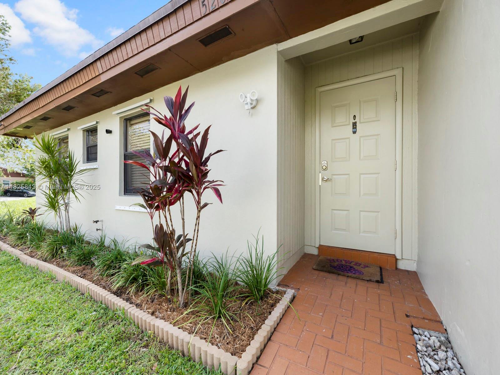 5207 SW 141st Pl 5207