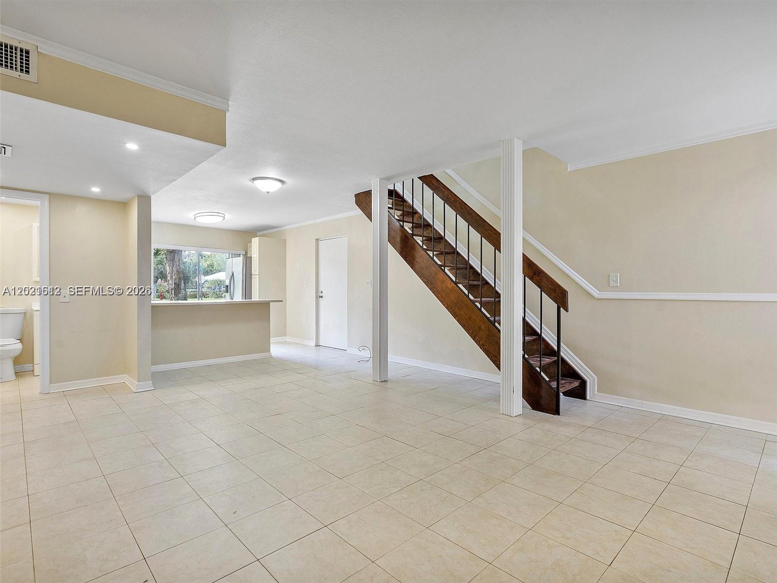8941 NE 4th Ave Rd 8941