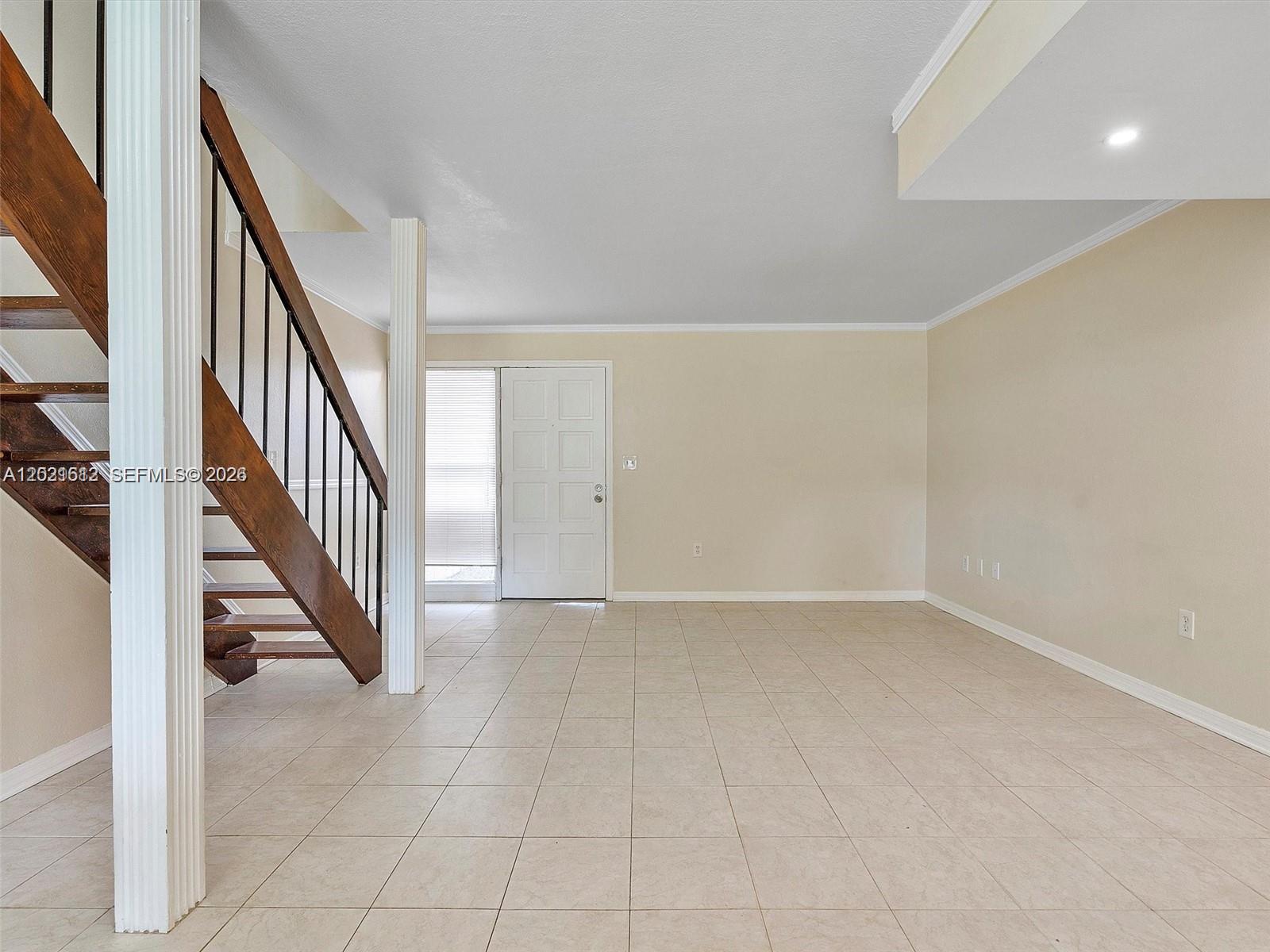 8941 NE 4th Ave Rd 8941