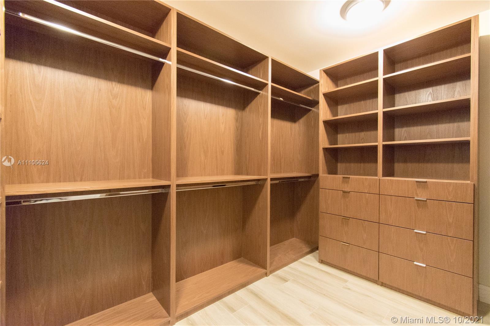 OCEANA BAL HARBOUR CONDO - Residential