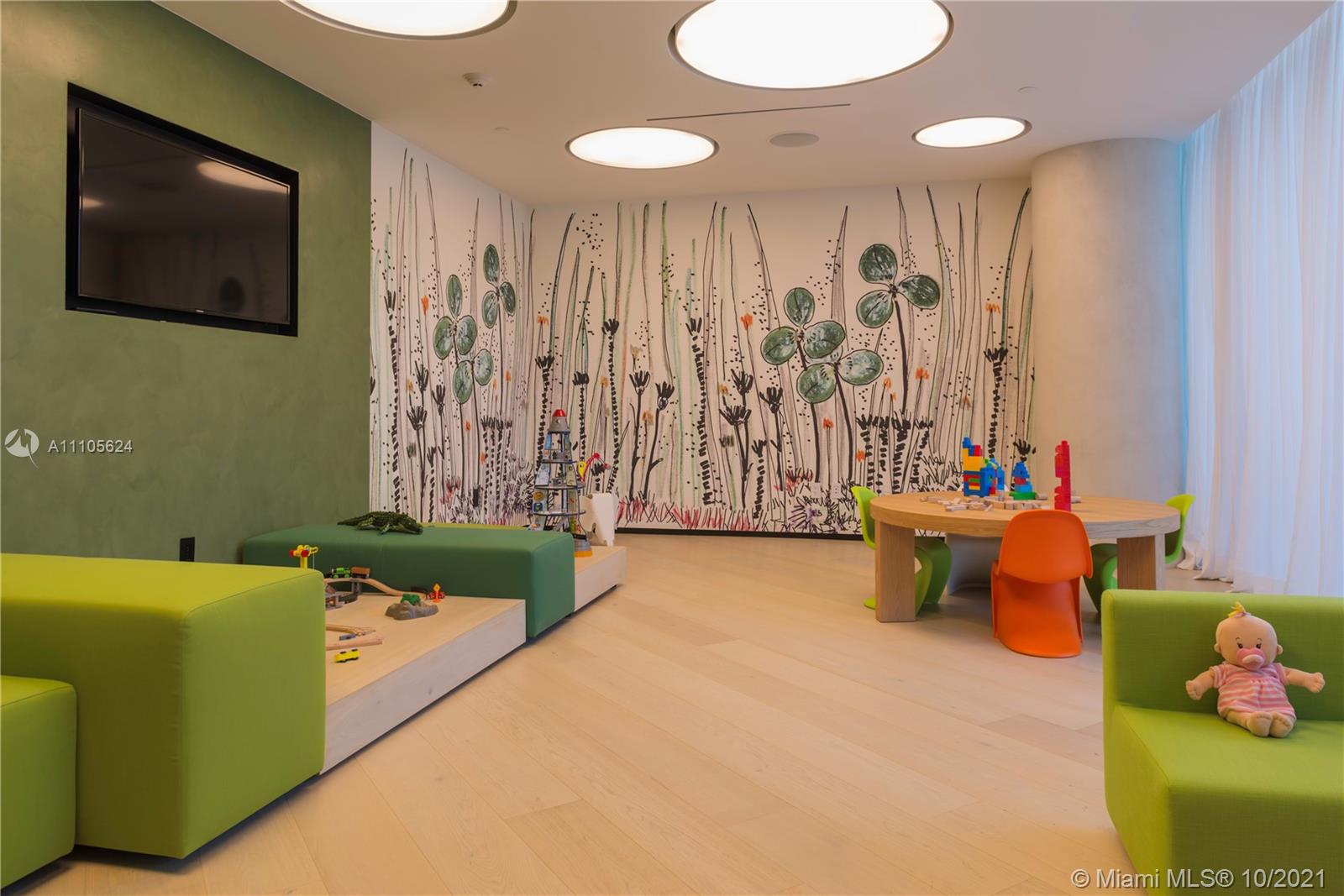 OCEANA BAL HARBOUR CONDO - Residential