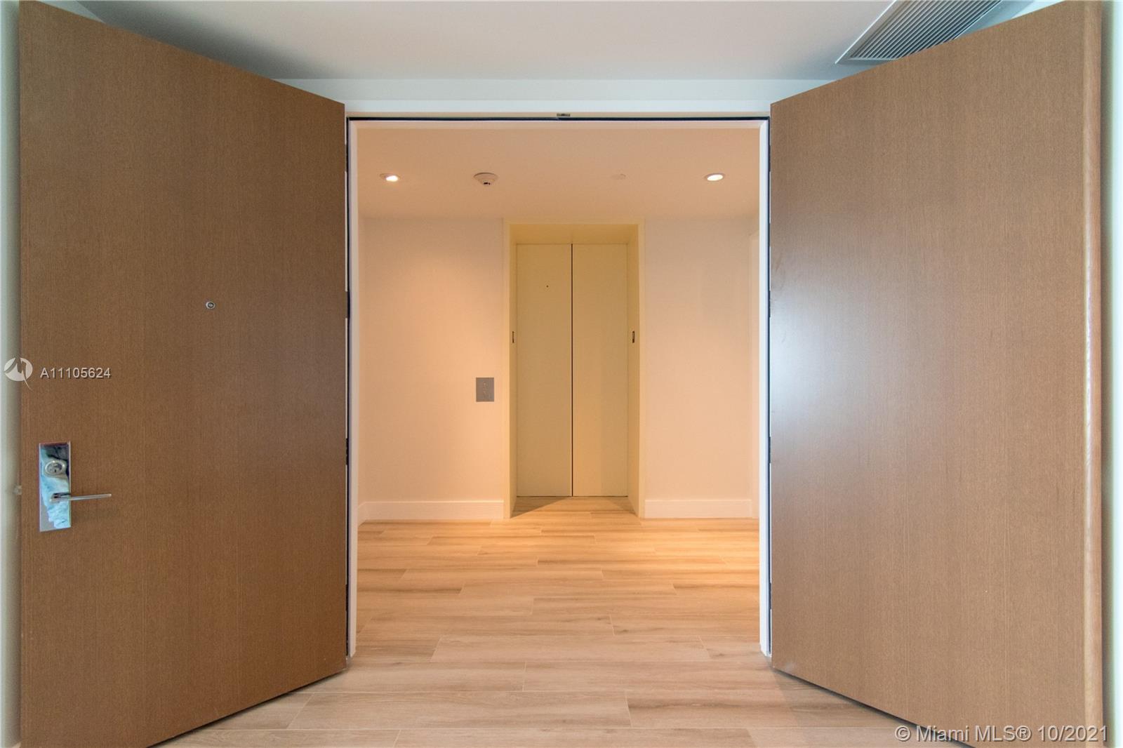 OCEANA BAL HARBOUR CONDO - Residential