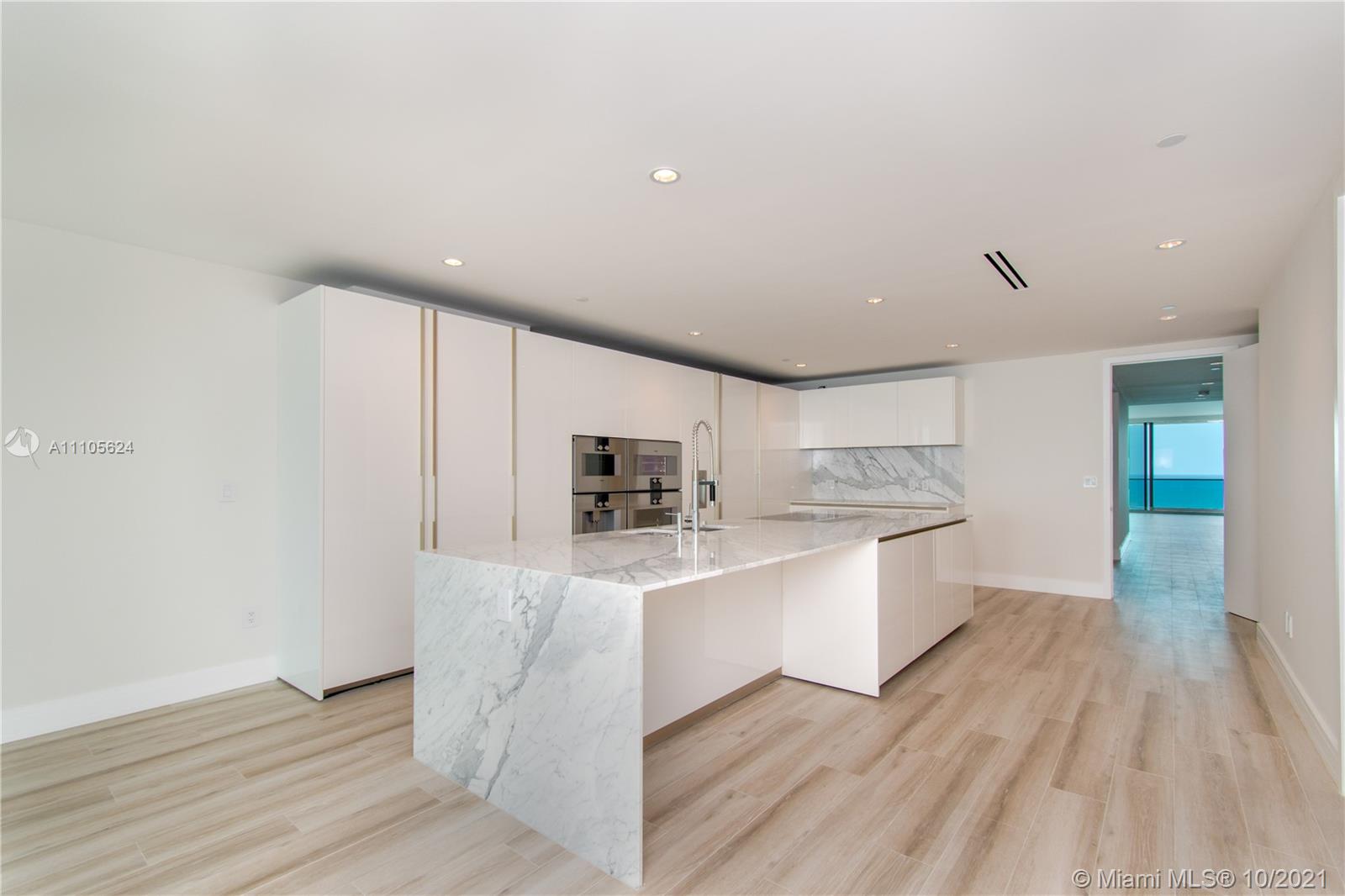 OCEANA BAL HARBOUR CONDO - Residential