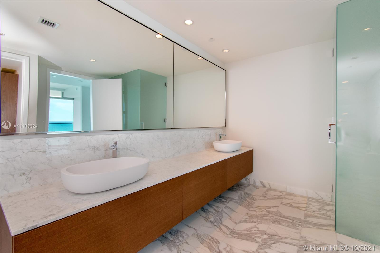 OCEANA BAL HARBOUR CONDO - Residential