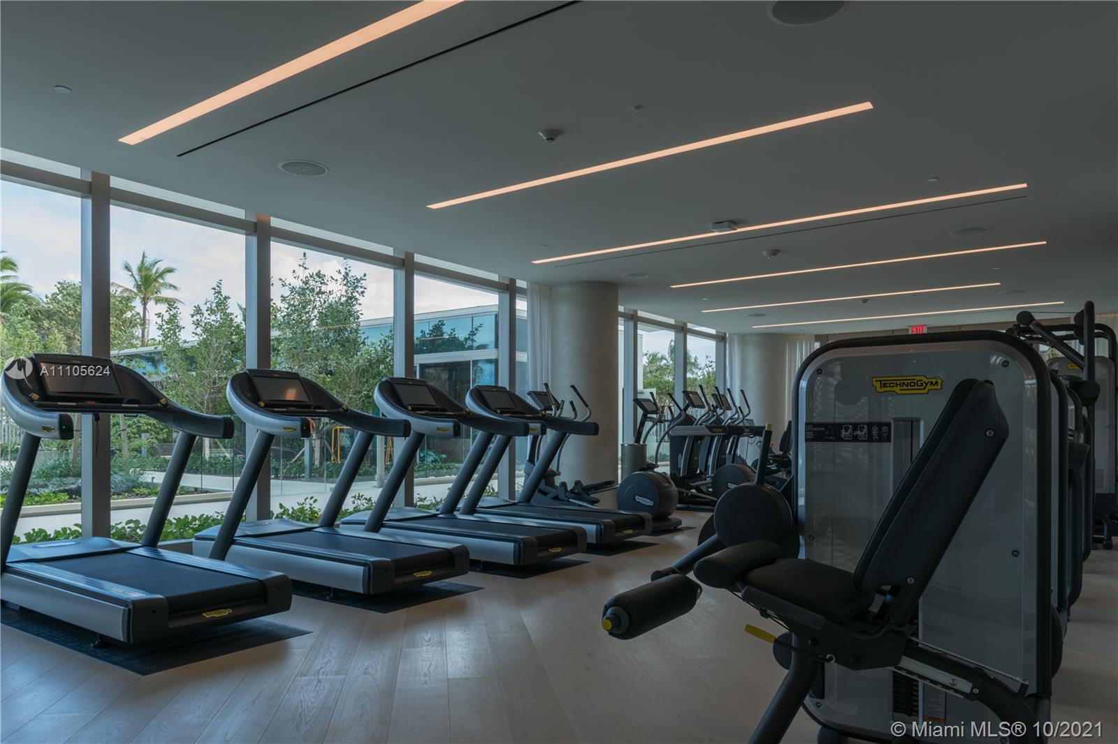 OCEANA BAL HARBOUR CONDO - Residential