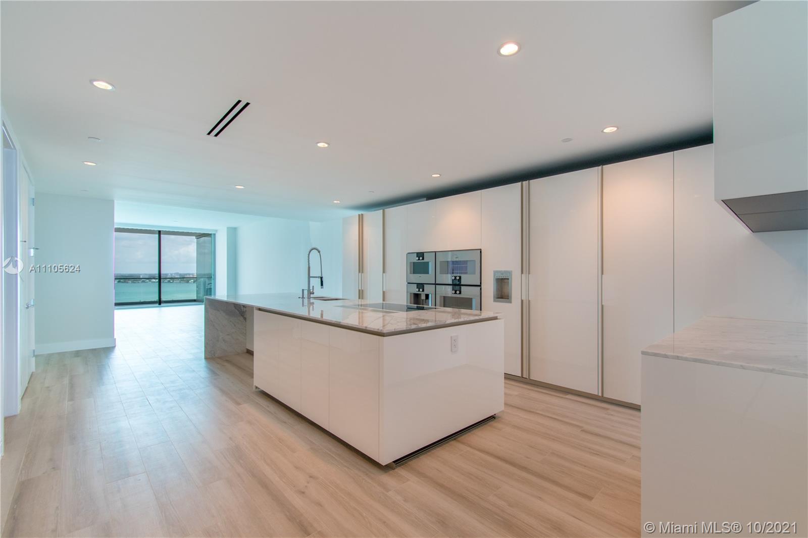 OCEANA BAL HARBOUR CONDO - Residential