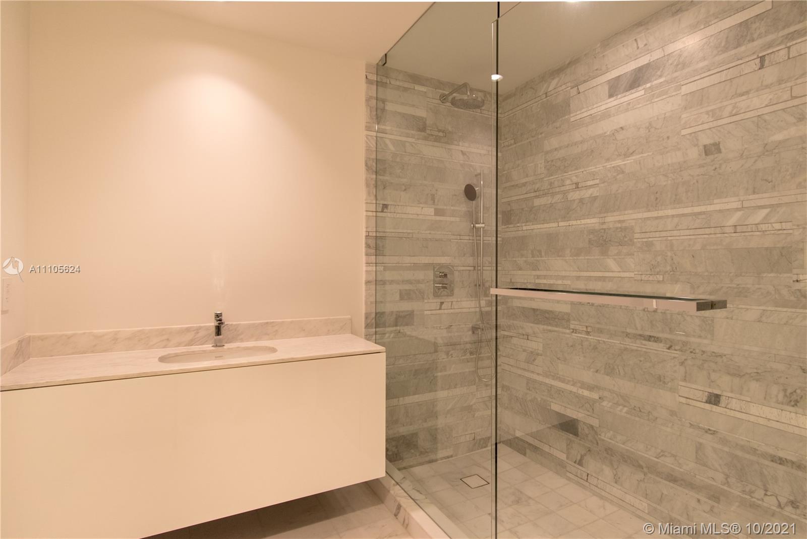 OCEANA BAL HARBOUR CONDO - Residential