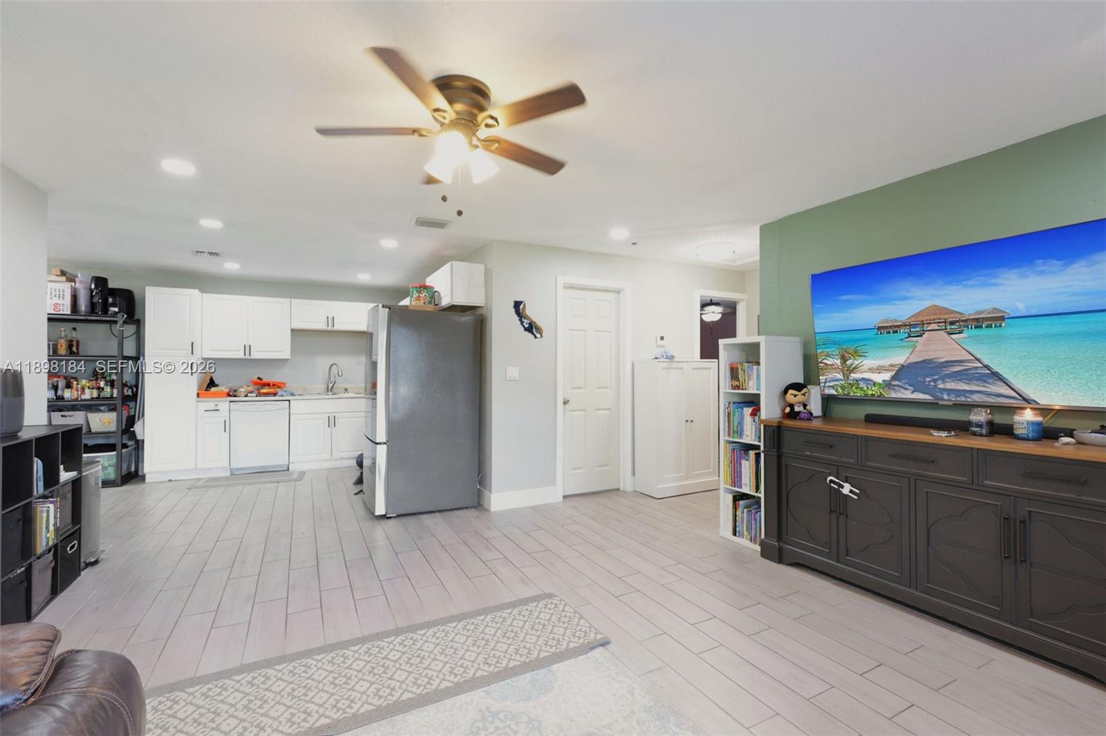 KENDALL GREEN SEC E - Residential