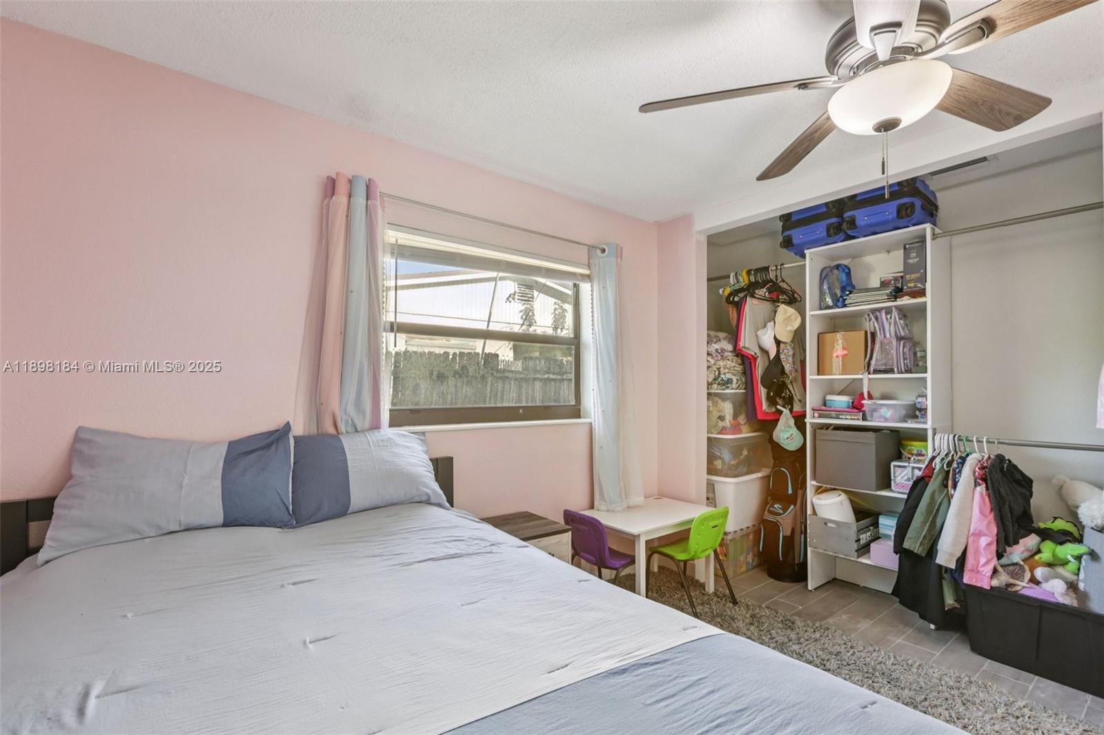 KENDALL GREEN SEC E - Residential