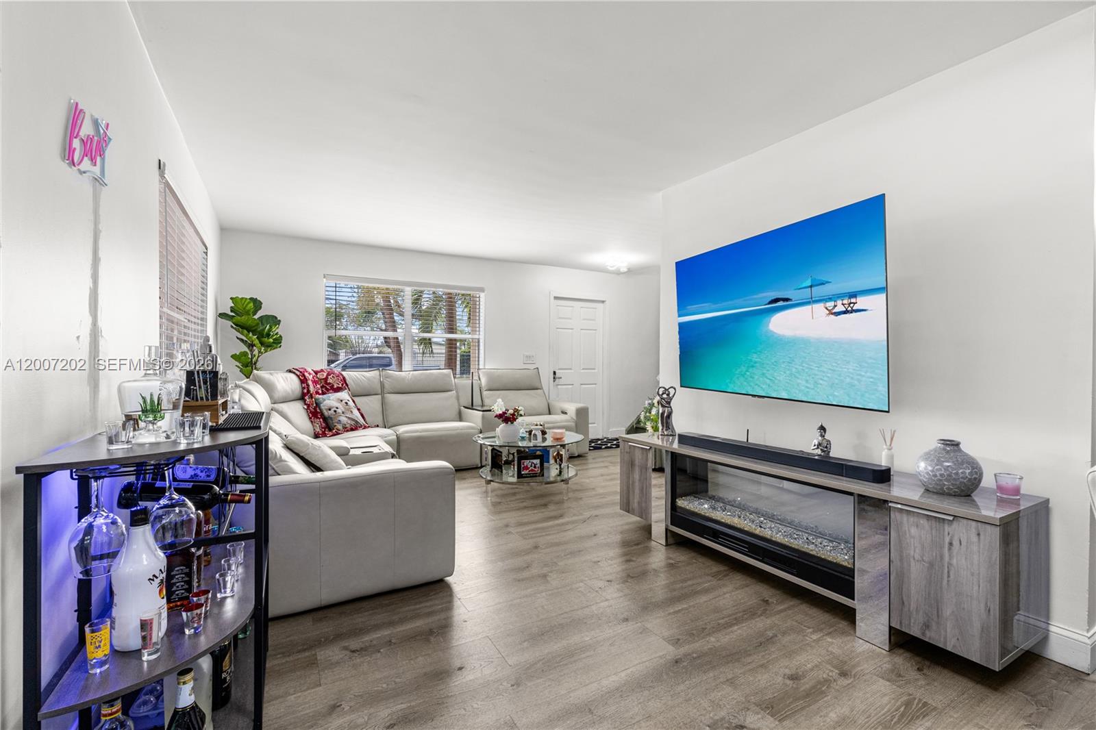 SEAGRAPE VILLAGE CONDO - Residential