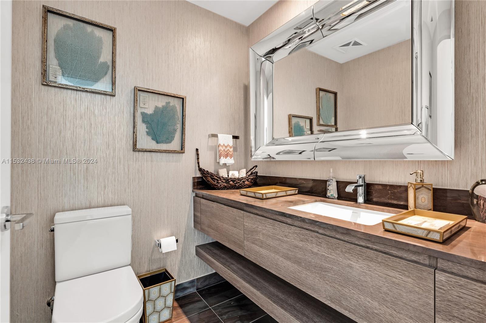 OCEANA KEY BISCAYNE CONDO - Residential