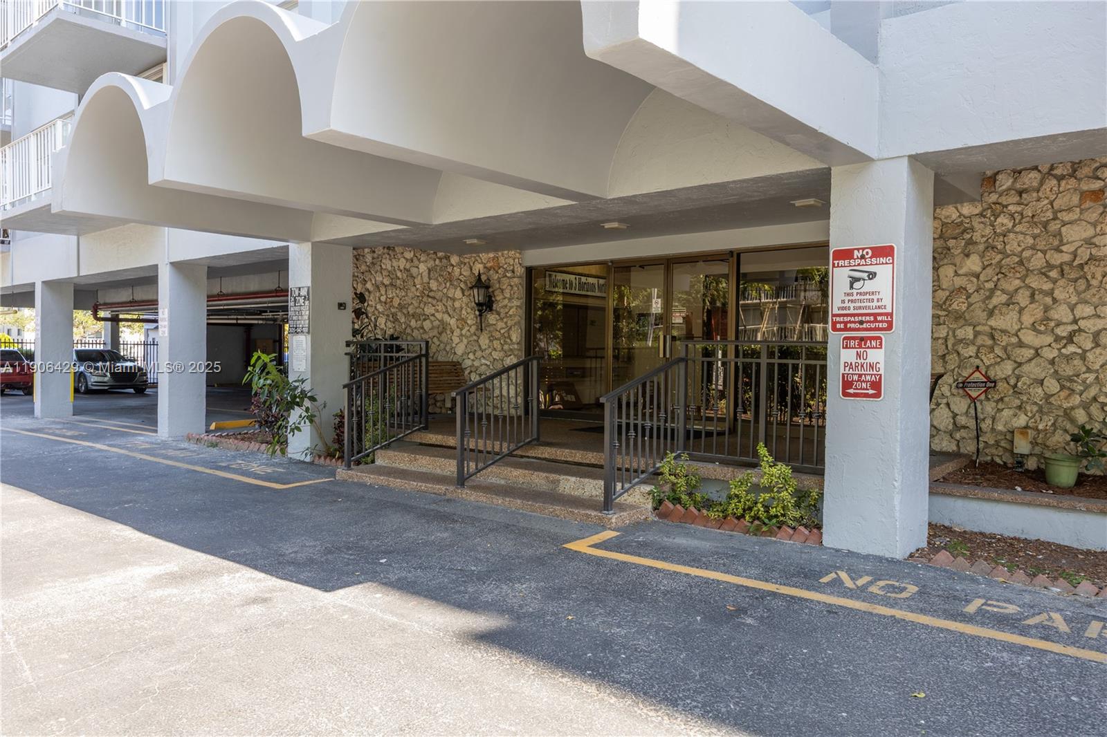 View photos, virtual tours, details... 1470 NE 125th Ter PH9