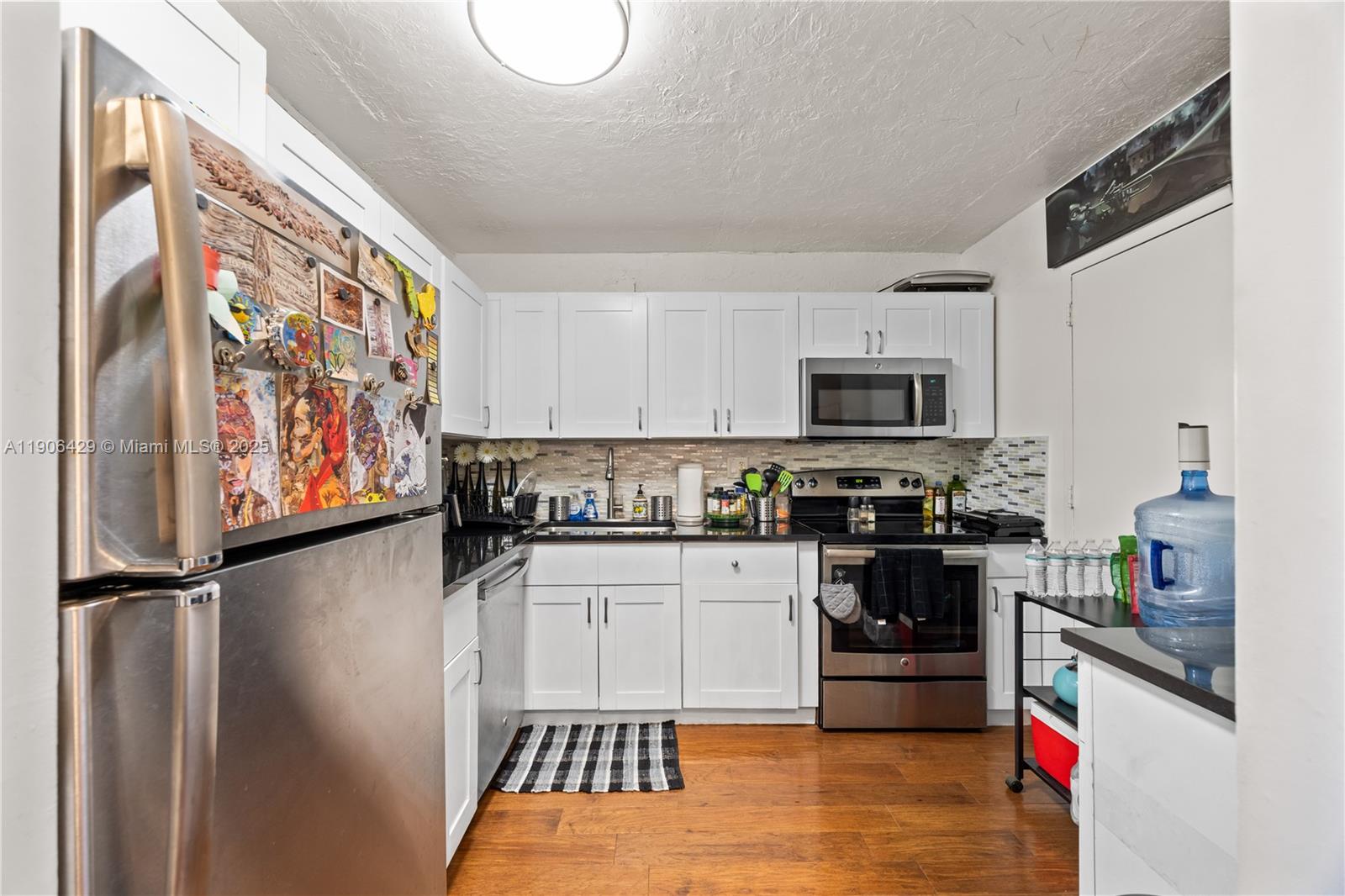 THREE HORIZONS NORTH COND - Residential