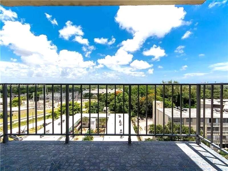 View photos, virtual tours, details... 1470 NE 125th Ter PH9