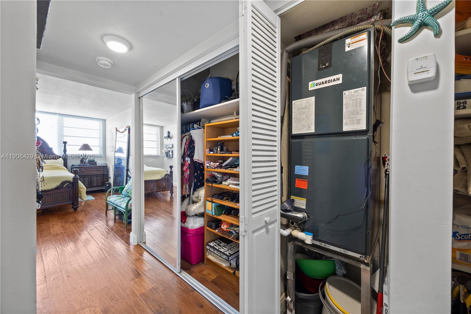 THREE HORIZONS NORTH COND - Residential