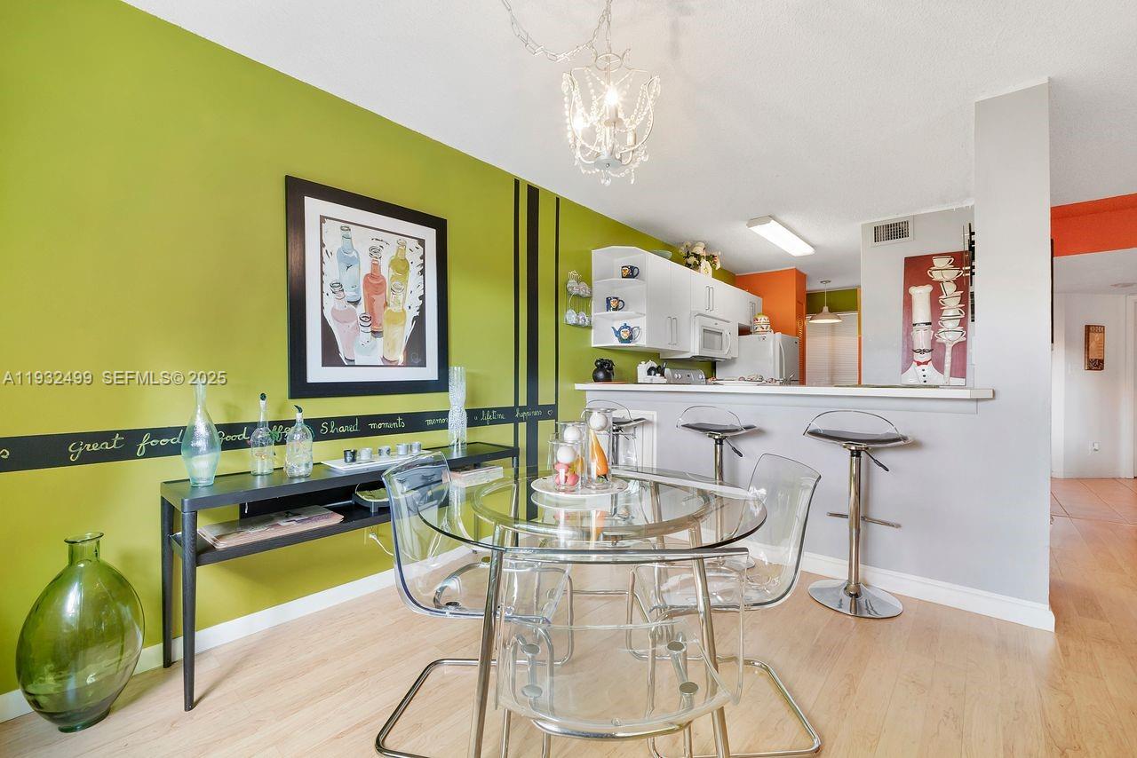 929 Coral Club Dr 929