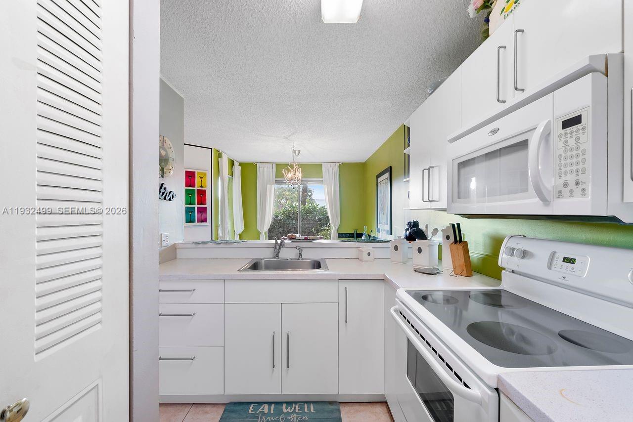 NAPOLI GARDENS - Residential