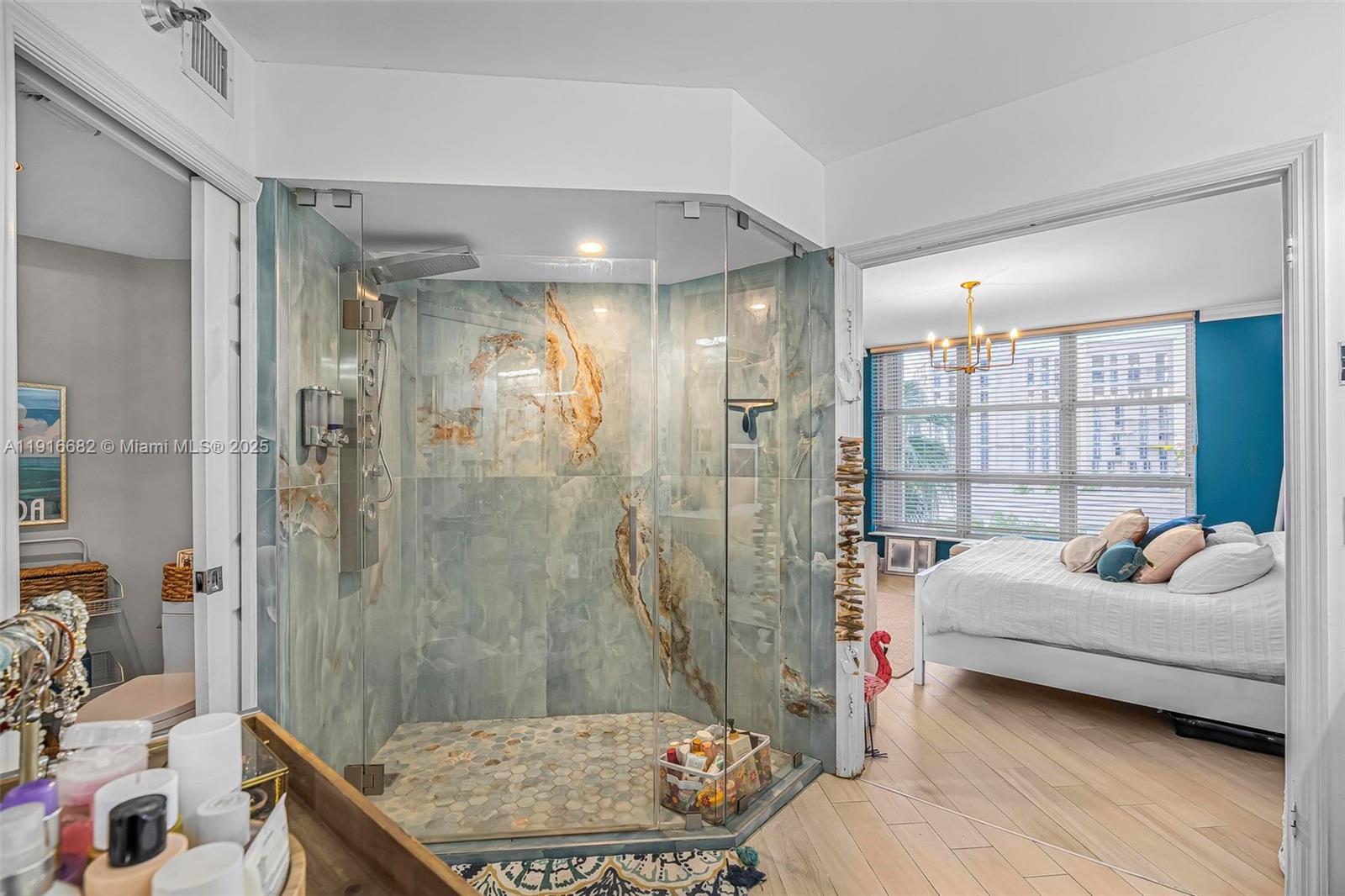 MYSTIC POINTE TOWER 400 C - Residential