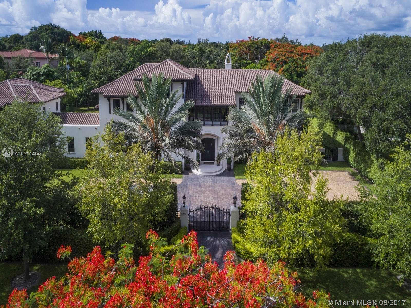 TOWN & RANCH ESTS - Residential