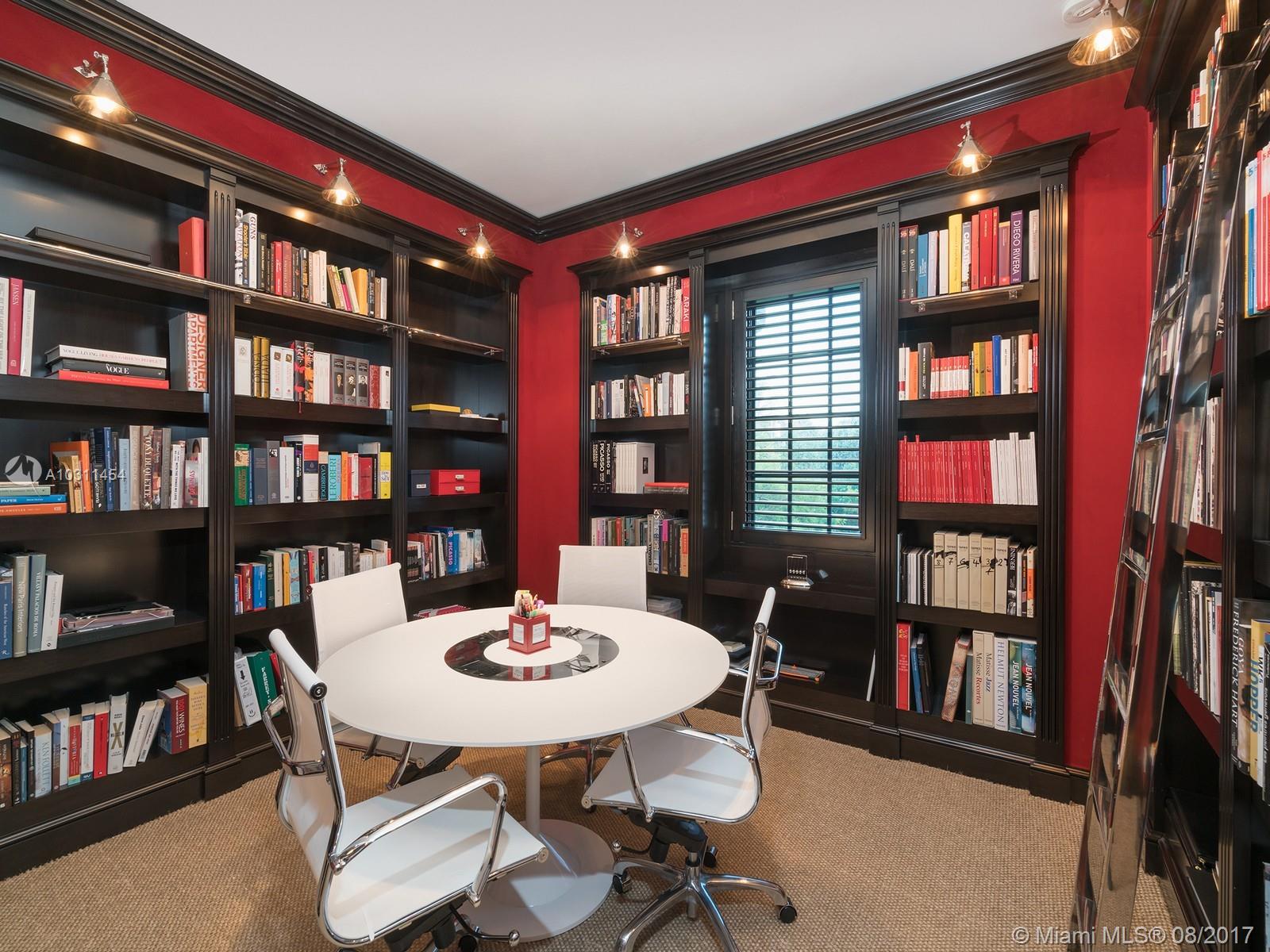 TOWN & RANCH ESTS - Residential